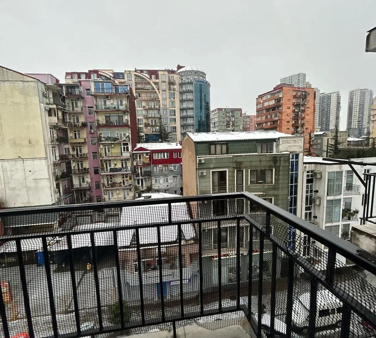 Cozy House Appartment In Batumi Apartment