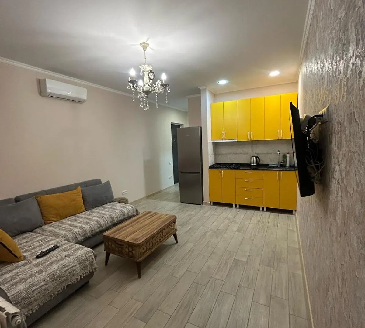 Cozy House Appartment In Batumi 0*,